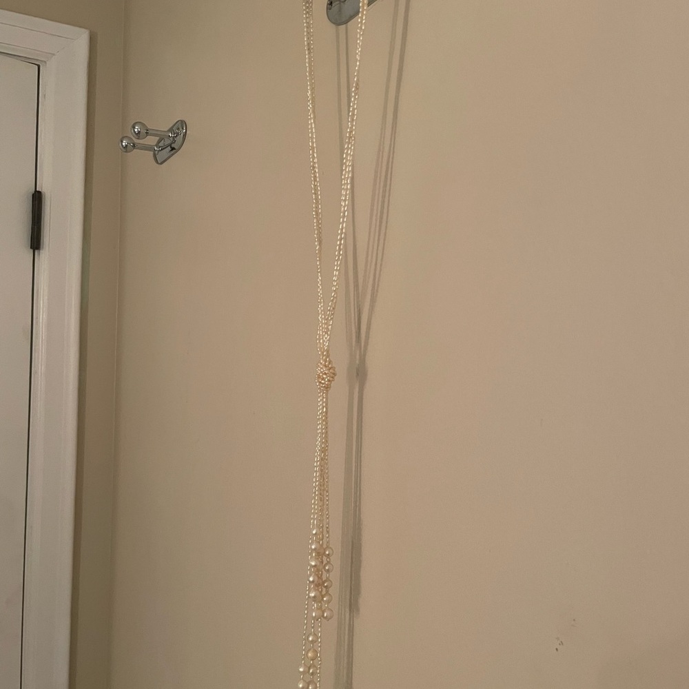 Genuine freshwater pearl lariat necklace
